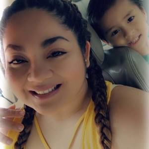 Meet your Posher, Stefania